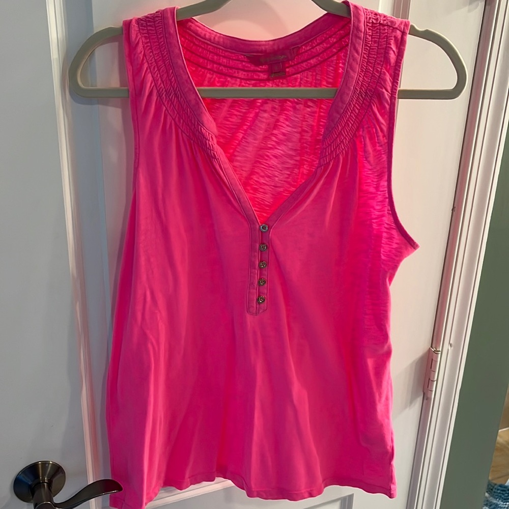 Lilly Pulitzer Essie top